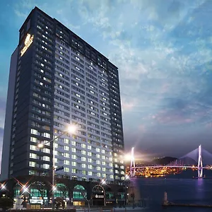酒店 釜山皇冠海港酒店 ****