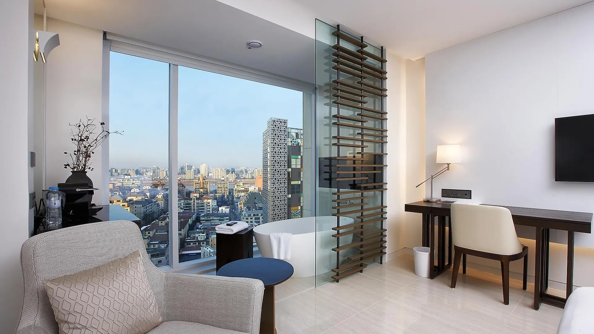 Hotel Entra Gangnam Seul 3*,  Güney Kore