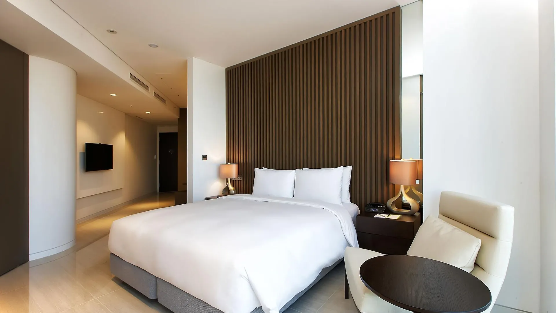 Hotel Entra Gangnam Seul 3*,